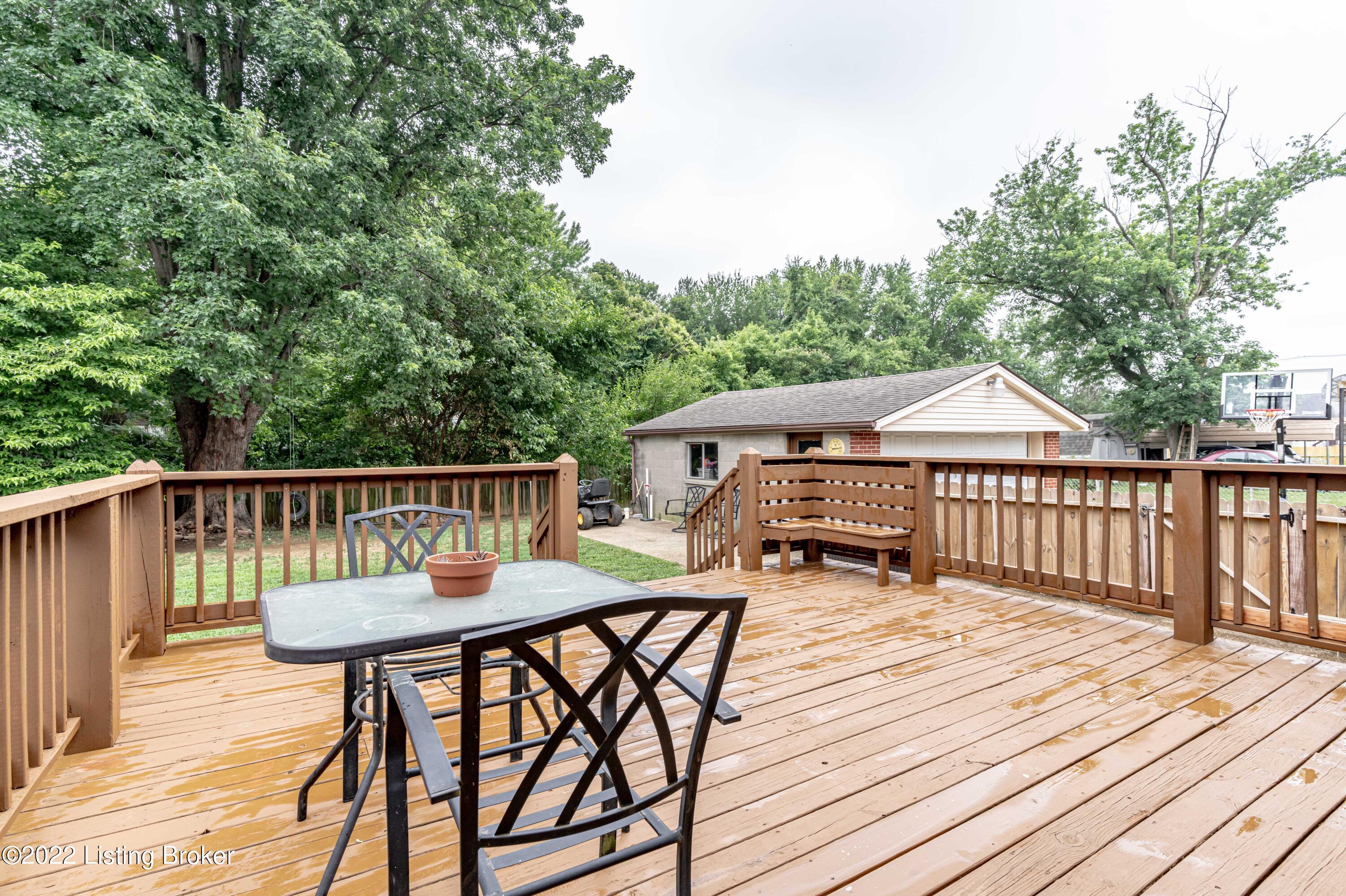 8403 Terry Road Louisville, KY 40258 - Photo 56 of 73 8403 Terry Rd (77)