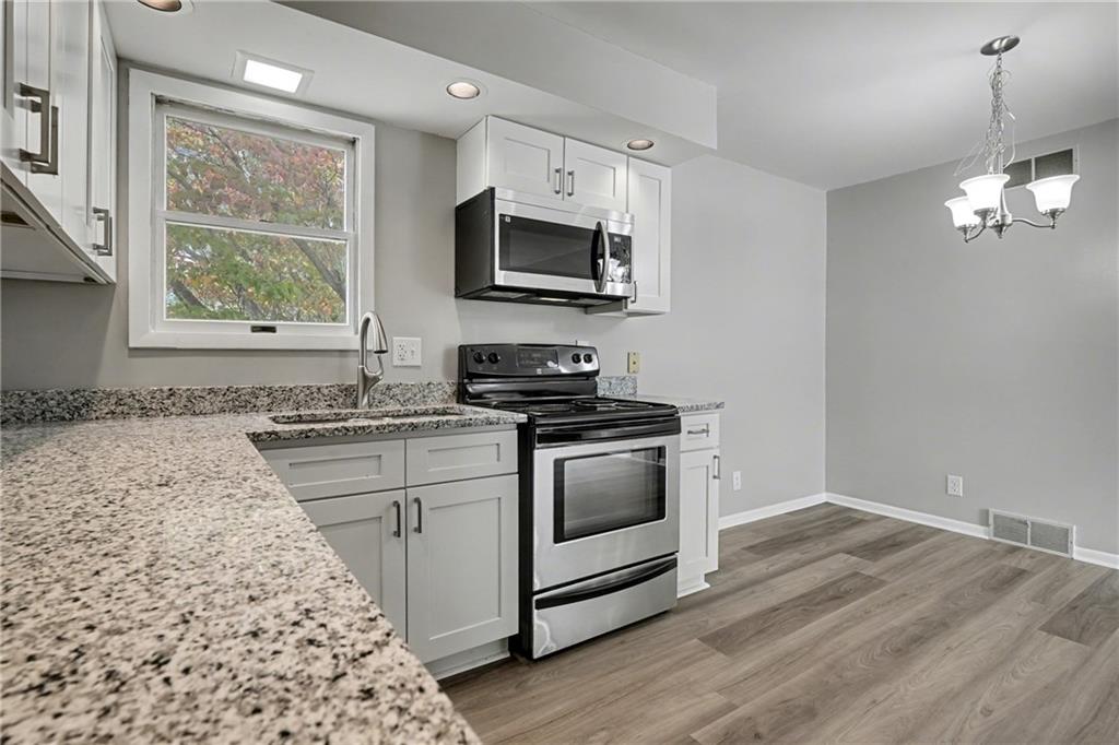 841 East Lutton Street New Castle, PA 16101 - Photo 11 of 38