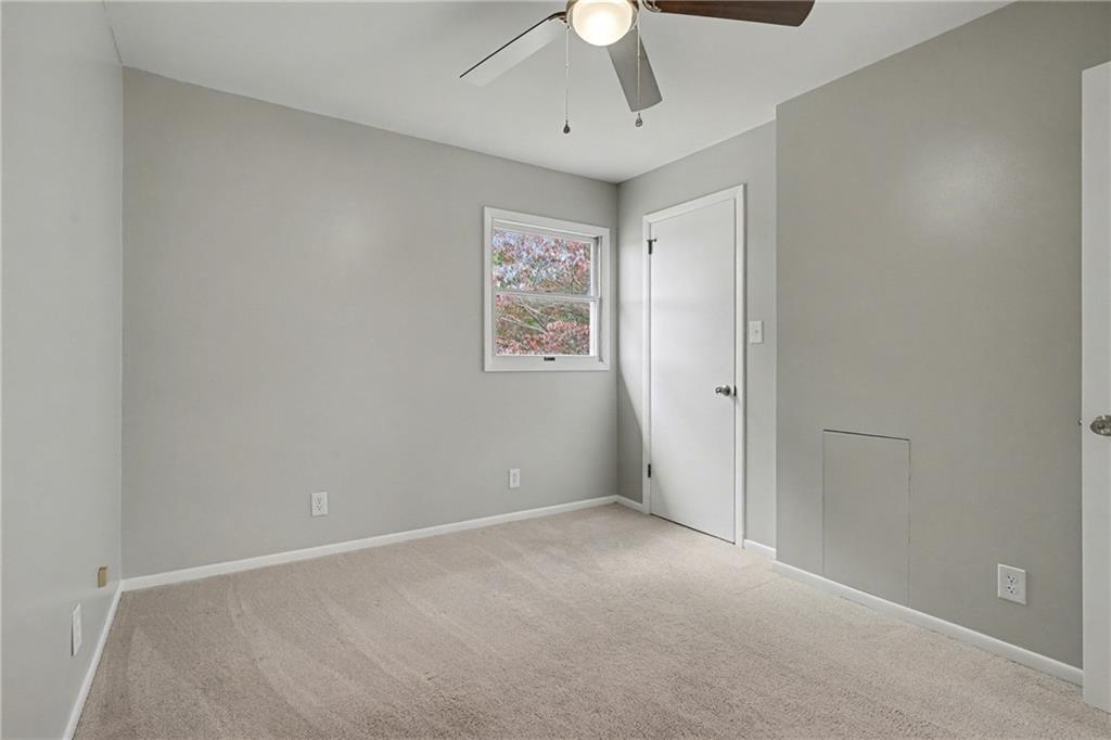 841 East Lutton Street New Castle, PA 16101 - Photo 18 of 38 bedroom #2 upstairs