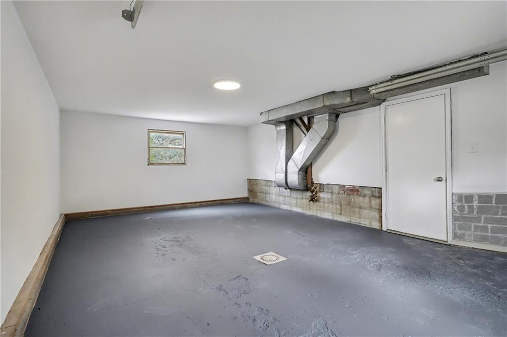 841 East Lutton Street New Castle, PA 16101 - Photo 29 of 38 tidy garage