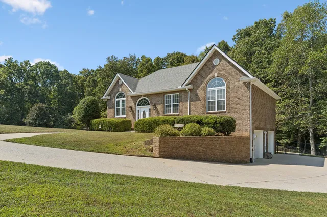 $489,000 | 1436 Grassland Drive, Ashland City, TN 37015