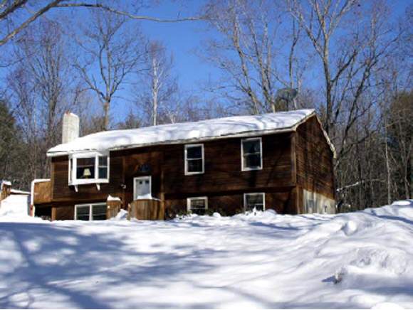 423 Garland Road Barnstead, NH 03218 - Photo 1 of 1