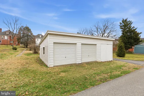 $399,000 | 72 South Main Street, Smithsburg, MD 21783