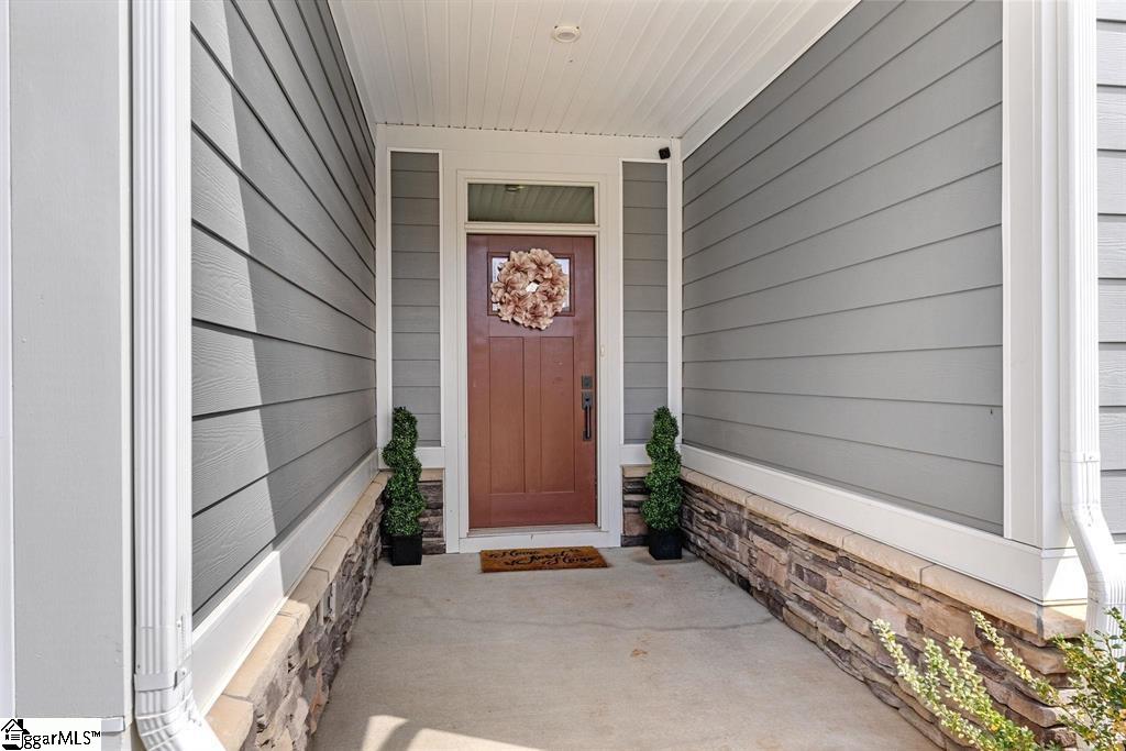 405 Spokane Drive Greenville, SC 29607 - Photo 2 of 24