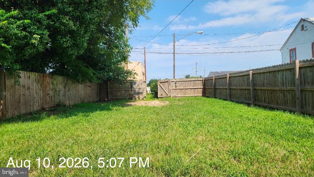 3900 Decatur Street Richmond, VA 23224 - Photo 16 of 19 Spacious backyard with endless potential.