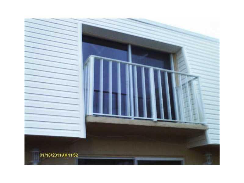 22244 Boca Rancho Drive, Unit B Boca Raton, FL 33428 - Photo 4 of 8 Exterior Front