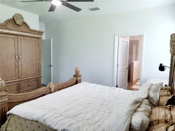 $2,500 | 3172 Weston Manor Drive, Alva, FL 33920