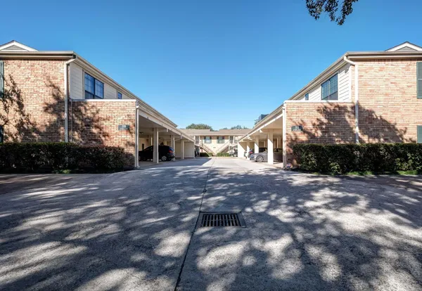 $2,400 | 4000 Purdue Street, Unit 159, Houston, TX 77005