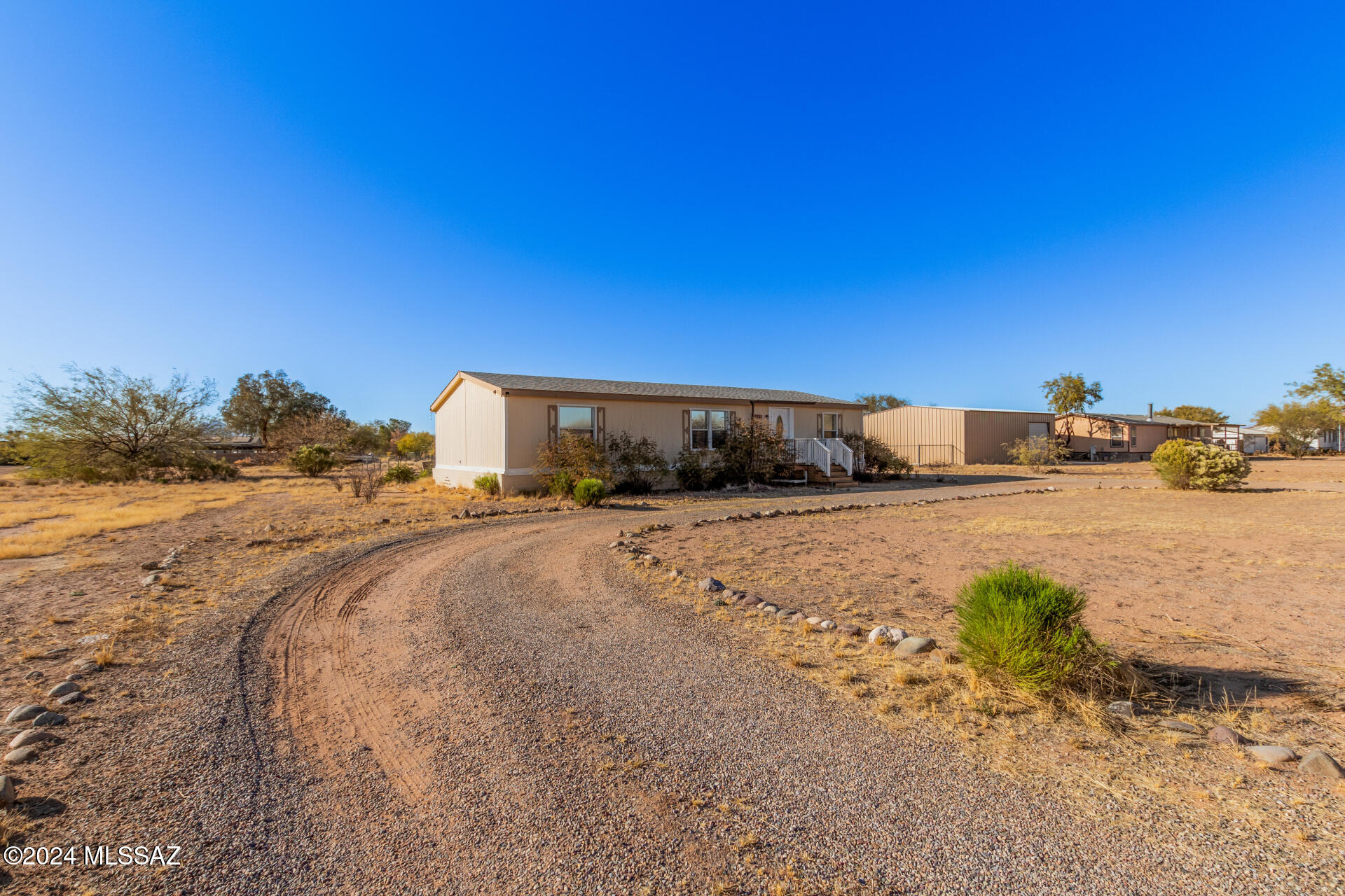 11241 North Derringer Road Marana, AZ 85653 - Photo 5 of 29