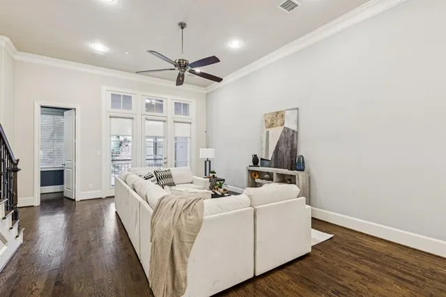 $4,300 | 2138 Aylesport Drive, Dallas, TX 75201