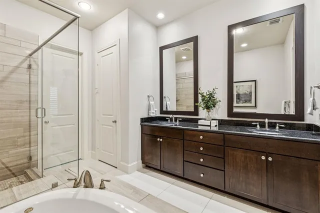 $4,300 | 2138 Aylesport Drive, Dallas, TX 75201