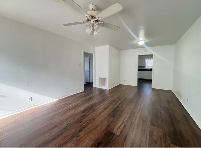 $1,295 | 405 Botts Street, Unit A, Brenham, TX 77833