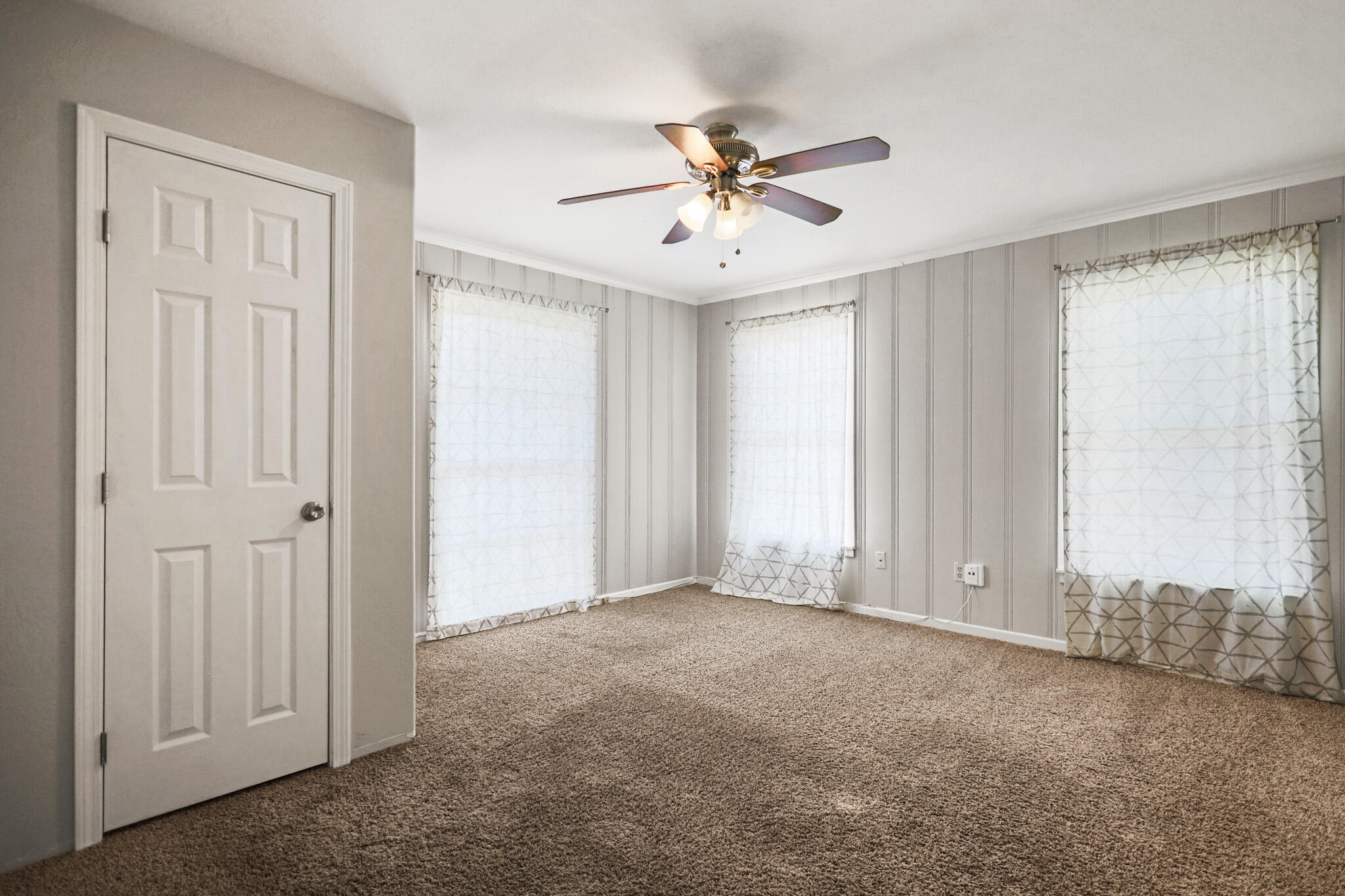 2826 58th Street Lubbock, TX 79413 - Photo 40 of 57 IMG_9017