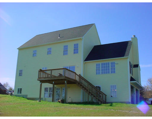 55 Bond Road Charlton, MA 01507 - Photo 3 of 10 Gallery Image 3