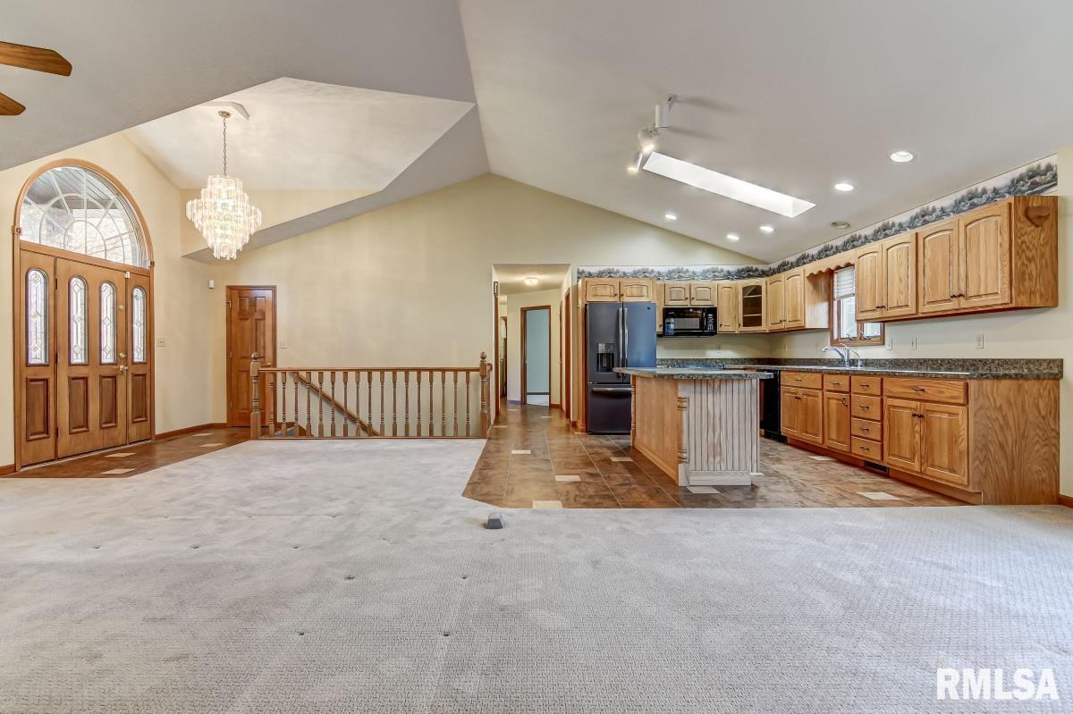8089 South Vigal Road Pawnee, IL 62558 - Photo 15 of 57