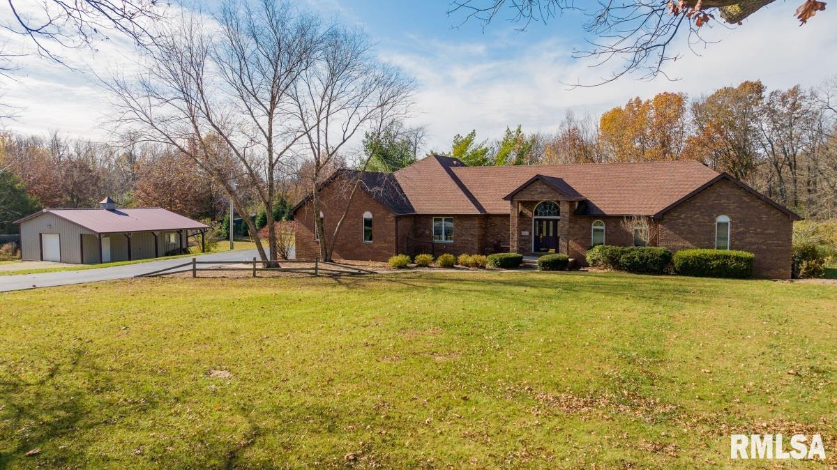 8089 South Vigal Road Pawnee, IL 62558 - Photo 2 of 57