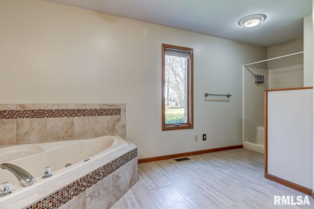 8089 South Vigal Road Pawnee, IL 62558 - Photo 24 of 57