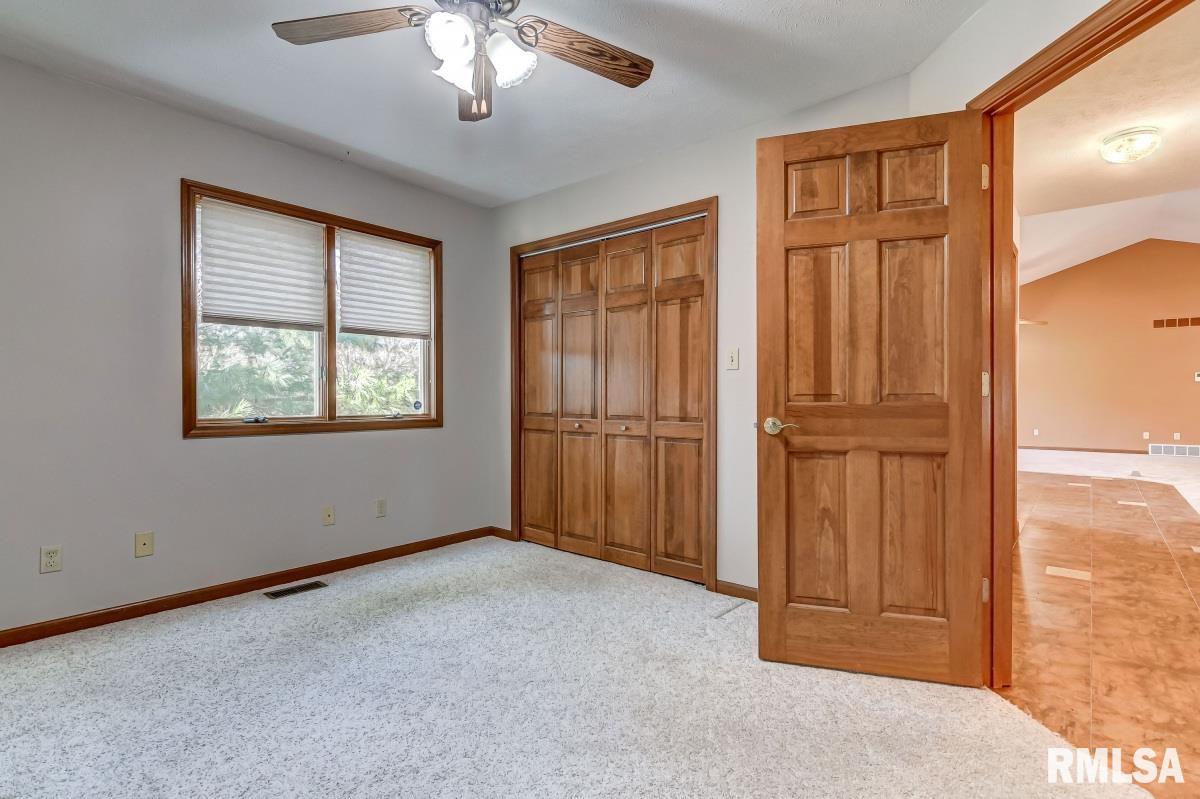 8089 South Vigal Road Pawnee, IL 62558 - Photo 30 of 57