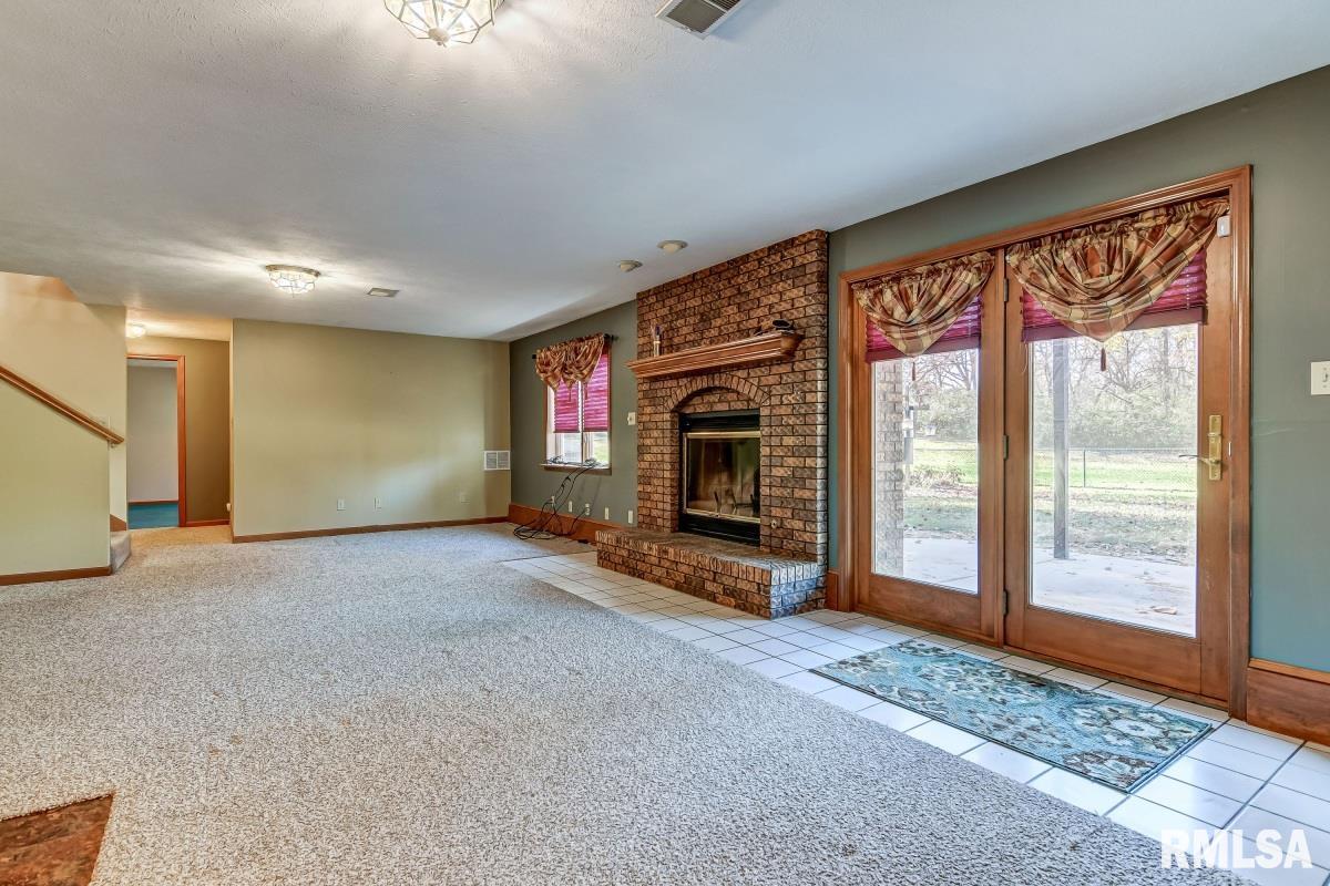 8089 South Vigal Road Pawnee, IL 62558 - Photo 33 of 57