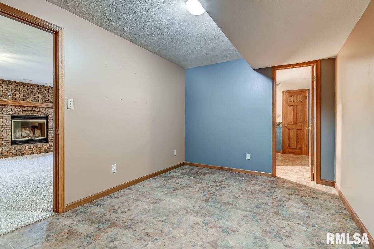 8089 South Vigal Road Pawnee, IL 62558 - Photo 35 of 57