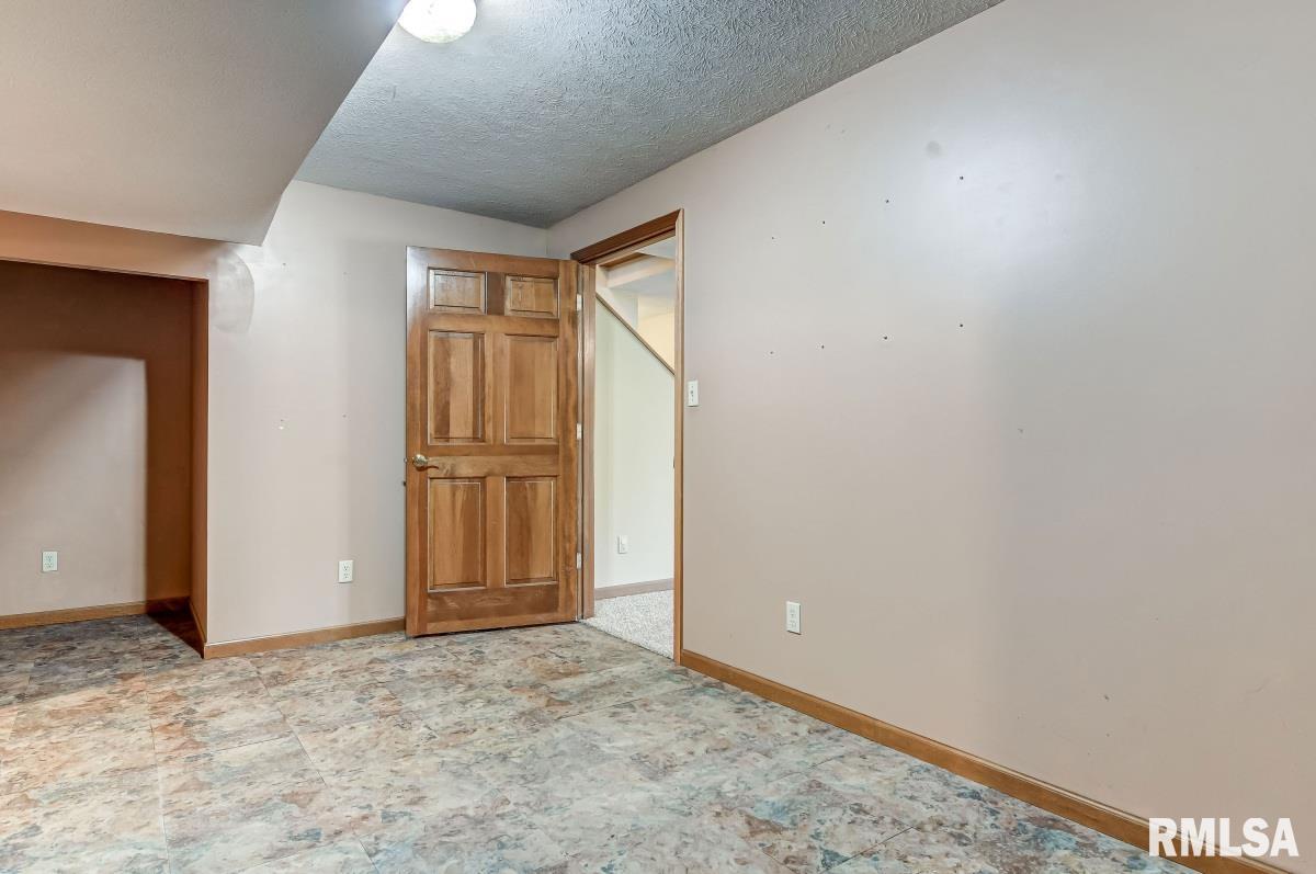 8089 South Vigal Road Pawnee, IL 62558 - Photo 36 of 57