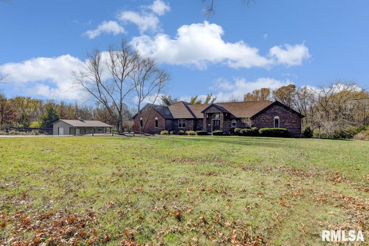 8089 South Vigal Road Pawnee, IL 62558 - Photo 5 of 57
