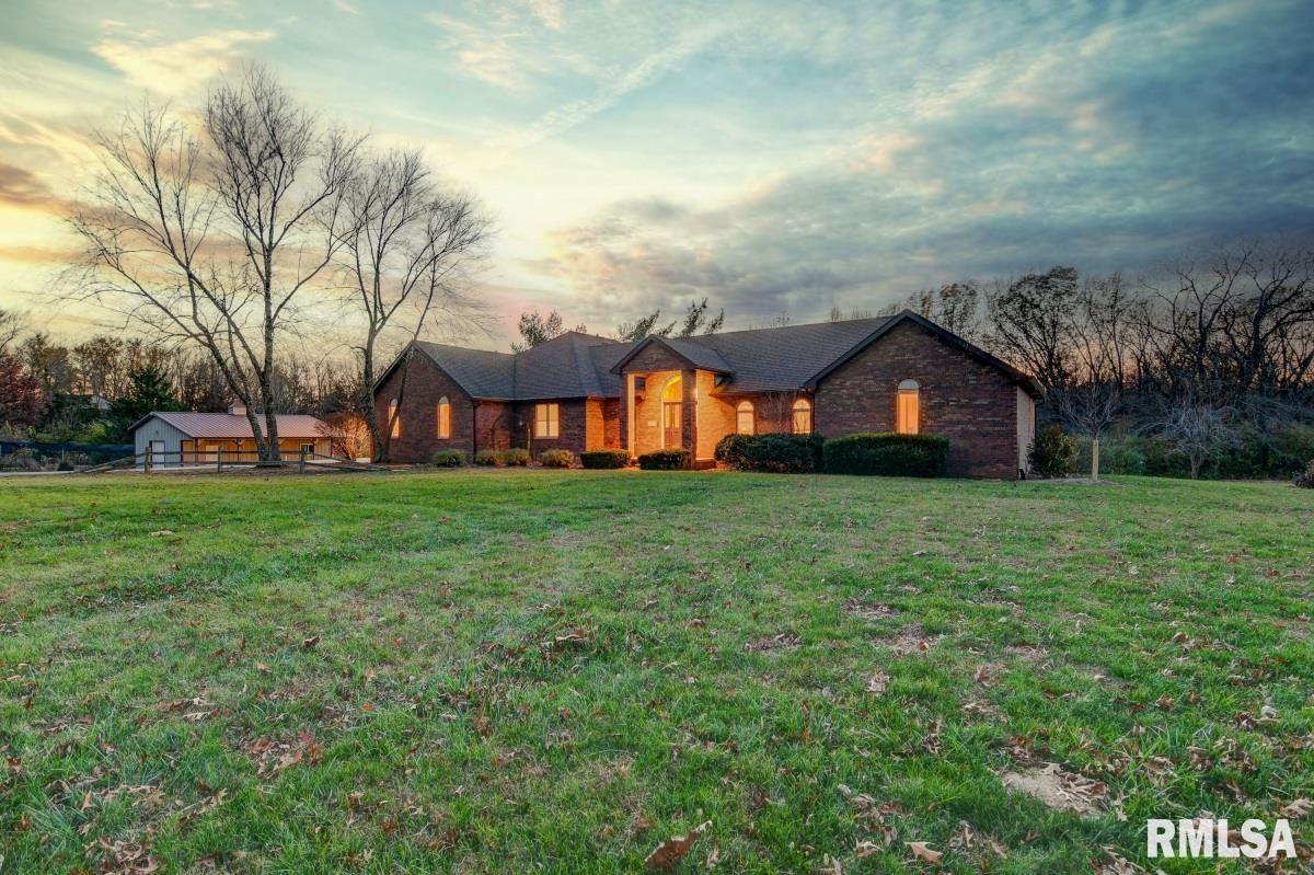 8089 South Vigal Road Pawnee, IL 62558 - Photo 10 of 57