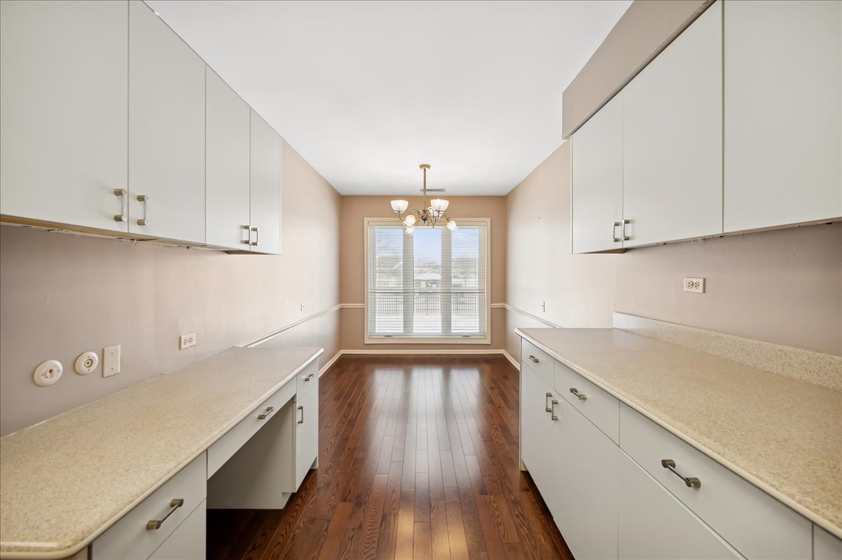 3741 Mission Hills Road, Unit 102 Northbrook, IL 60062 - Photo 11 of 22