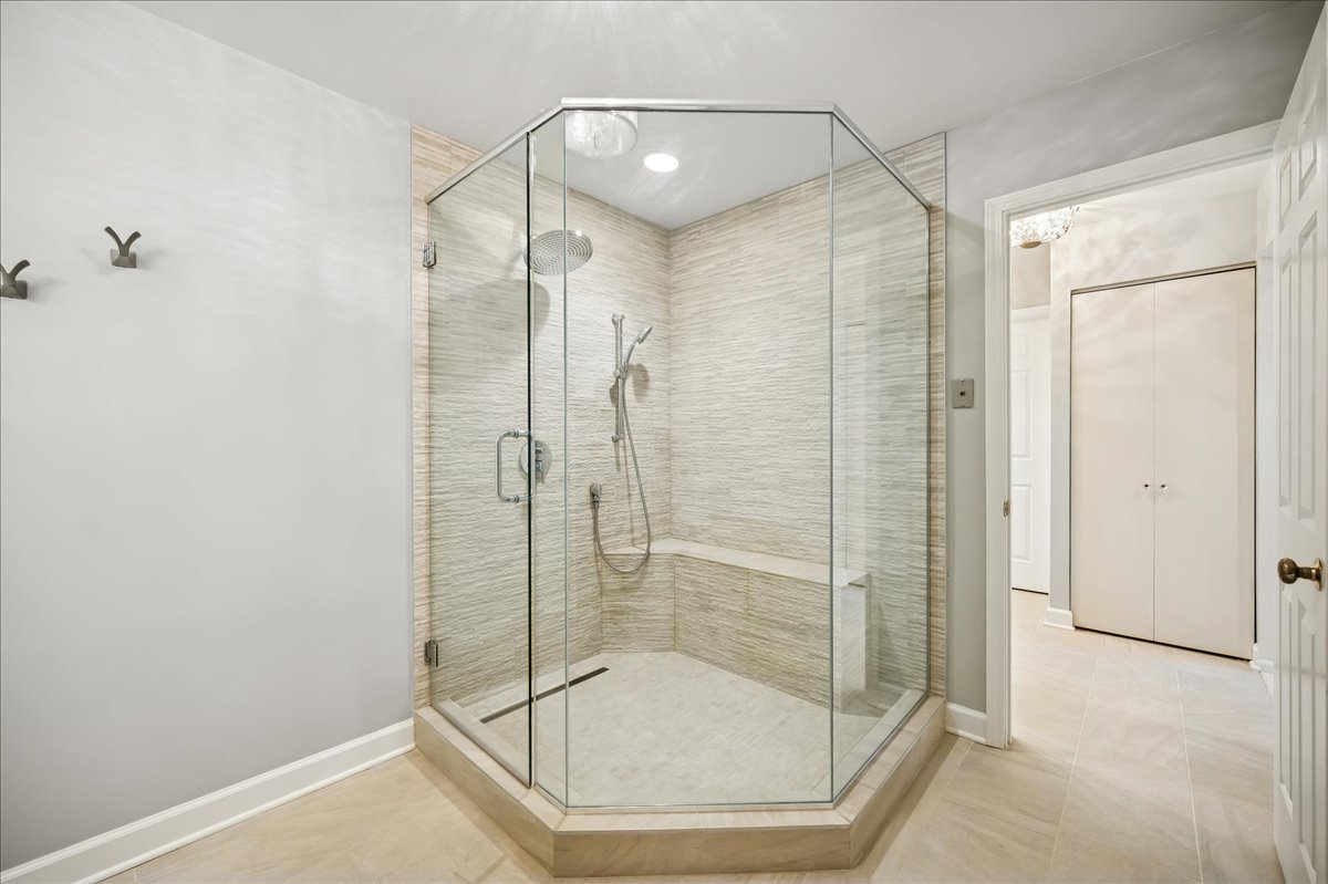 3741 Mission Hills Road, Unit 102 Northbrook, IL 60062 - Photo 17 of 22