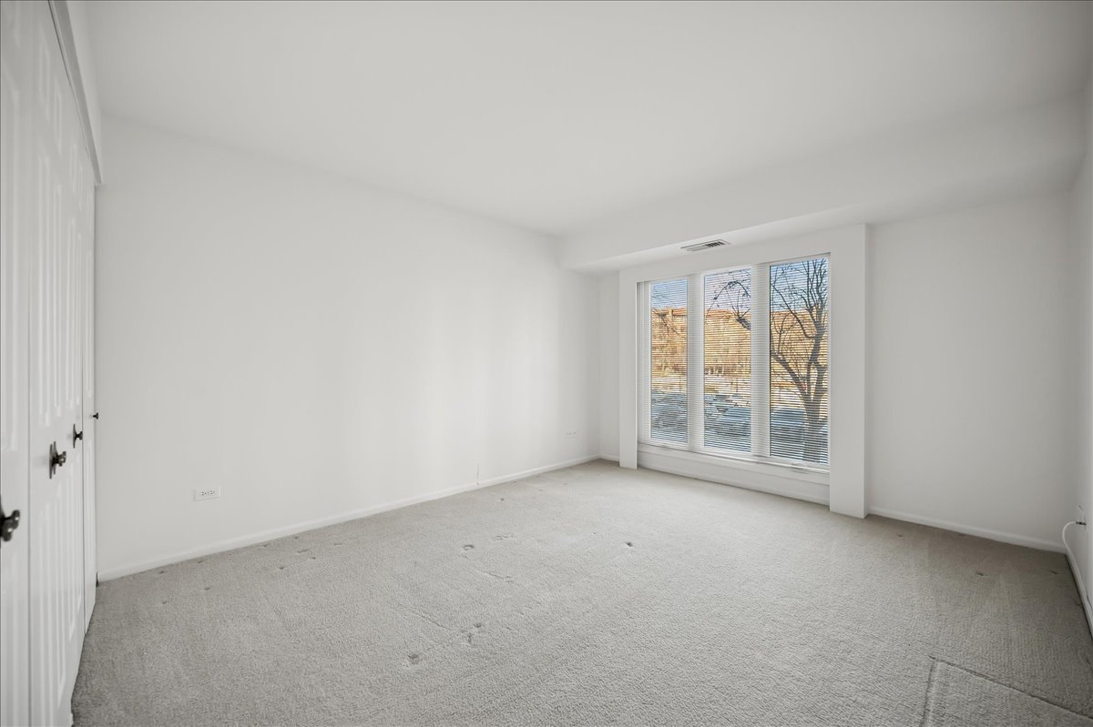 3741 Mission Hills Road, Unit 102 Northbrook, IL 60062 - Photo 18 of 22