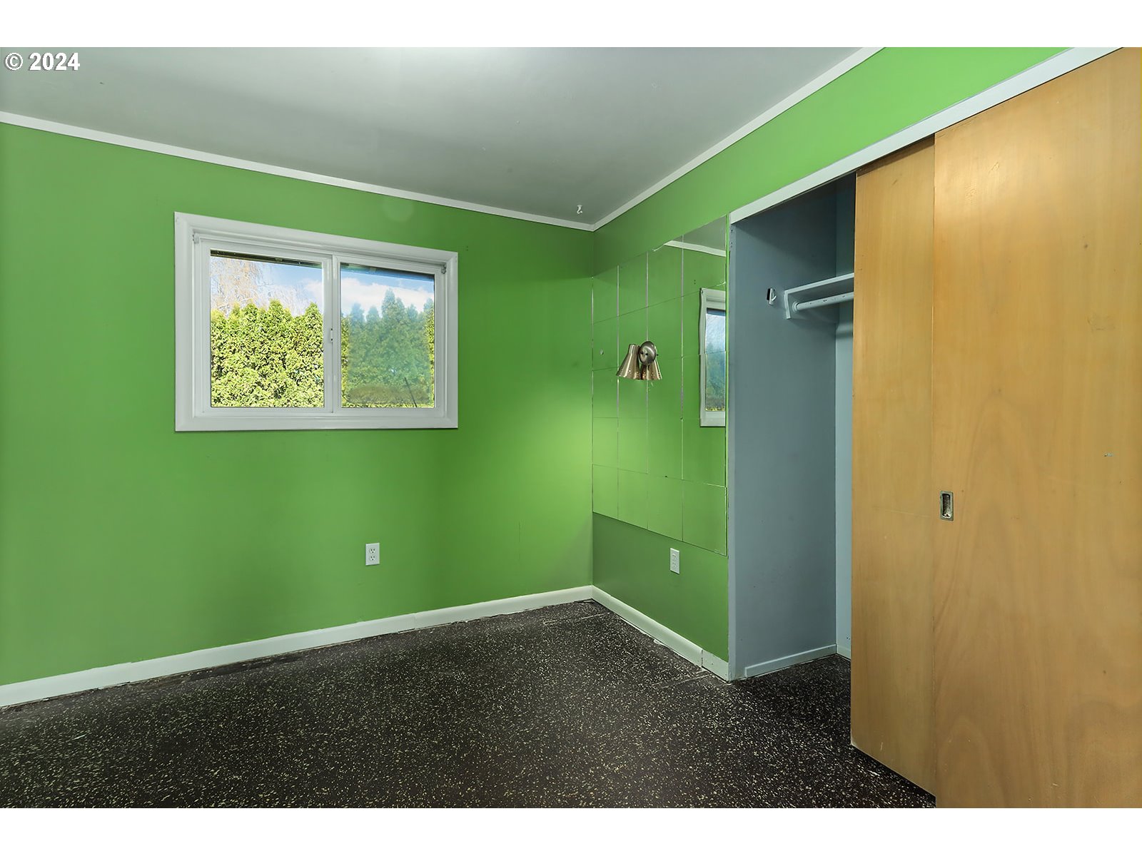 1465 Tucker Road Hood River, OR 97031 - Photo 11 of 48 a view of empty room