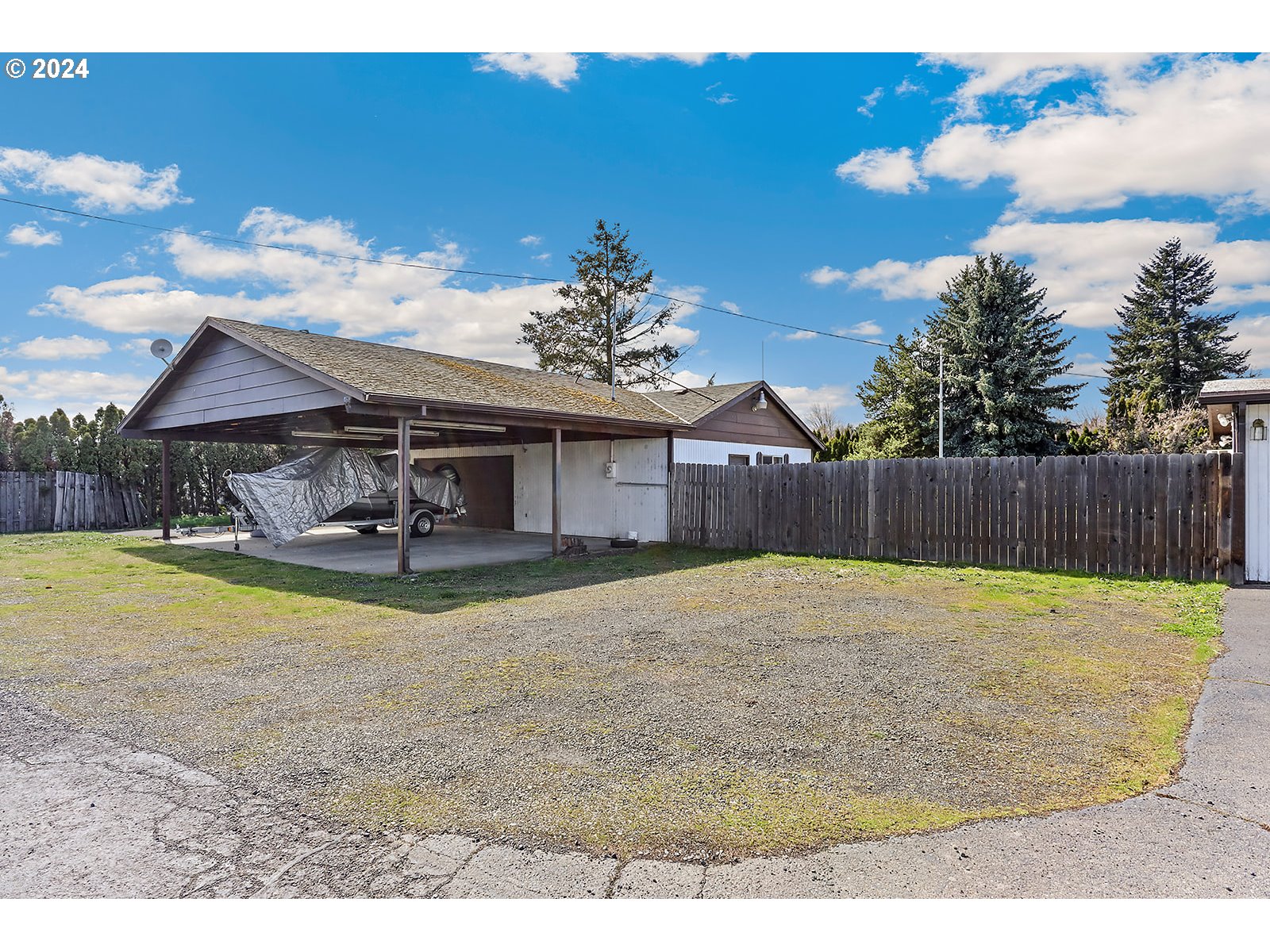1465 Tucker Road Hood River, OR 97031 - Photo 39 of 48 a view of a house with backyard and sitting area