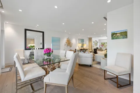 $2,300,000 | 300 South Ocean Boulevard, Unit 3F, Palm Beach, FL 33480