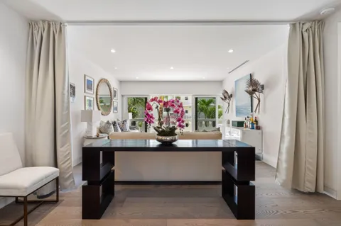 $2,300,000 | 300 South Ocean Boulevard, Unit 3F, Palm Beach, FL 33480