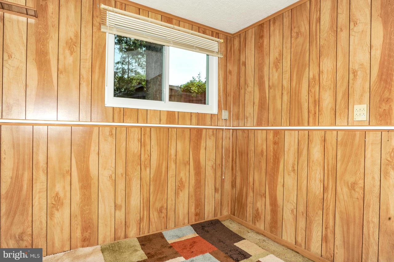 6105 Pinto Place Springfield, VA 22150 - Photo 14 of 28 Den