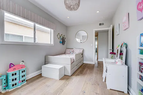 $2,095,000 | 1202 1st Street, Hermosa Beach, CA 90254