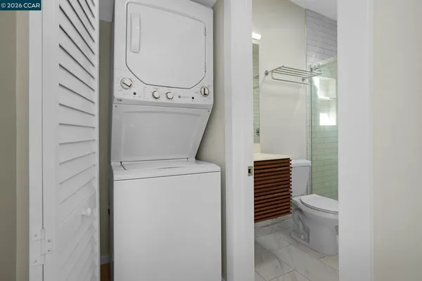 $2,250 | 1017 47th Street, Emeryville, CA 94608