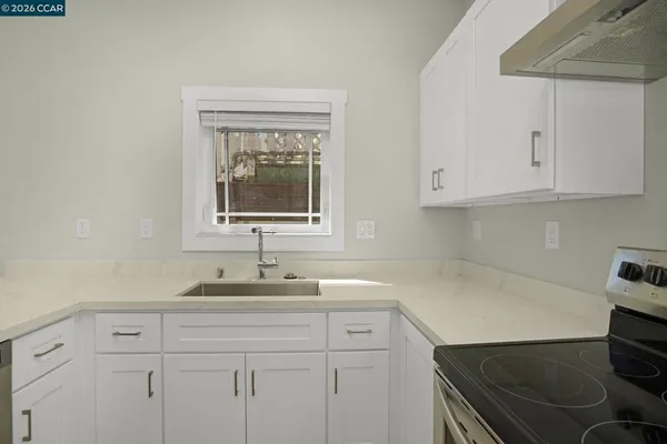 $2,250 | 1017 47th Street, Emeryville, CA 94608