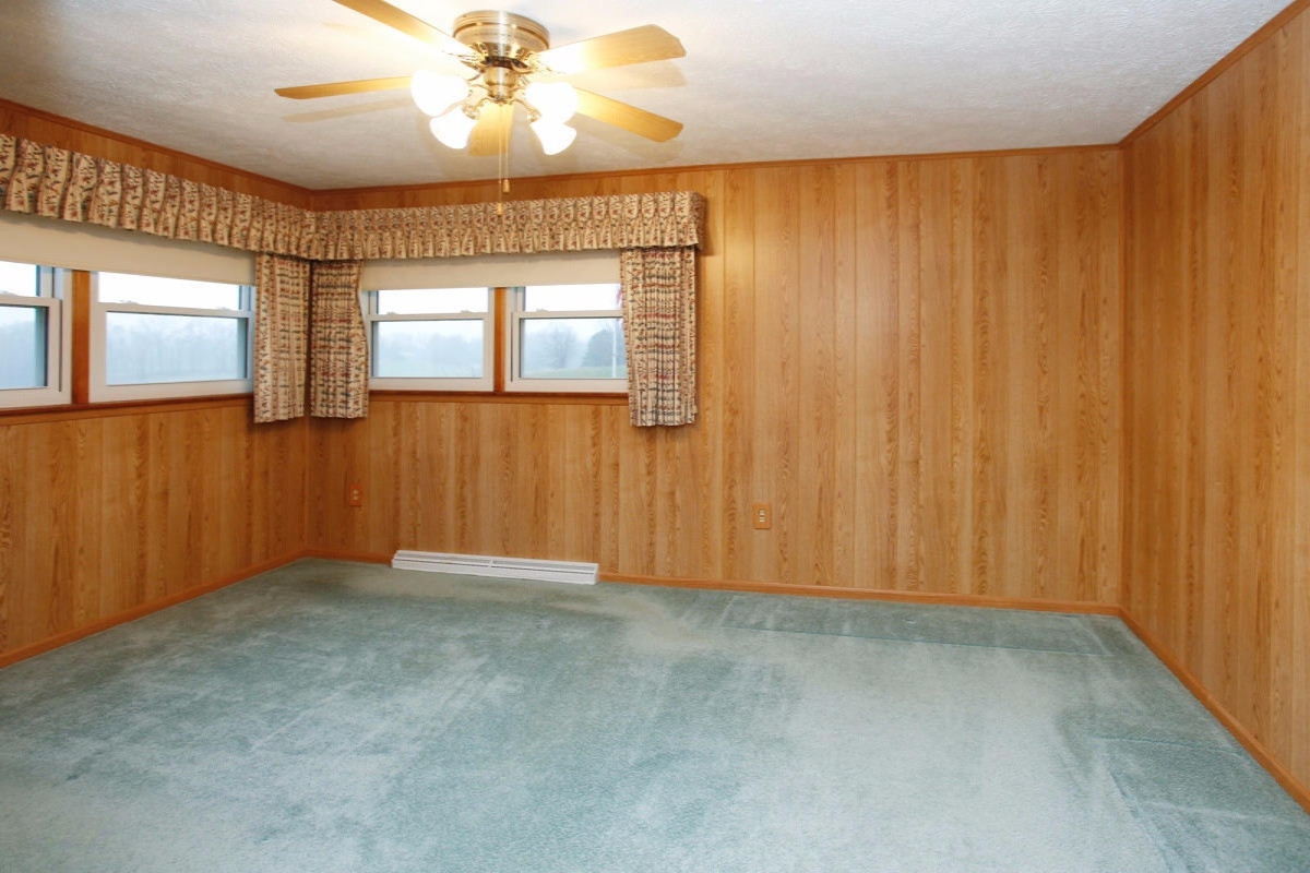 8294 Kingsbury Road Delton, MI 49046 - Photo 13 of 29 15016531_12