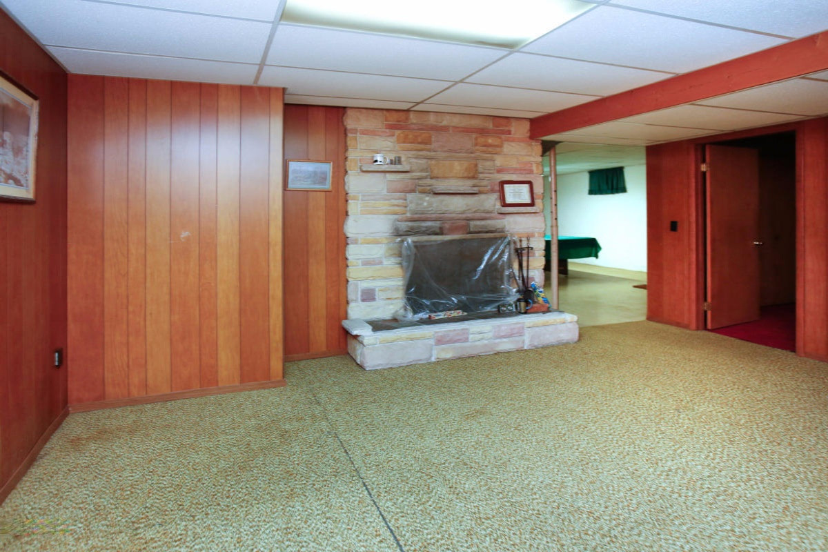 8294 Kingsbury Road Delton, MI 49046 - Photo 15 of 29 15016531_14