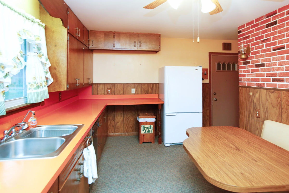 8294 Kingsbury Road Delton, MI 49046 - Photo 9 of 29 15016531_08