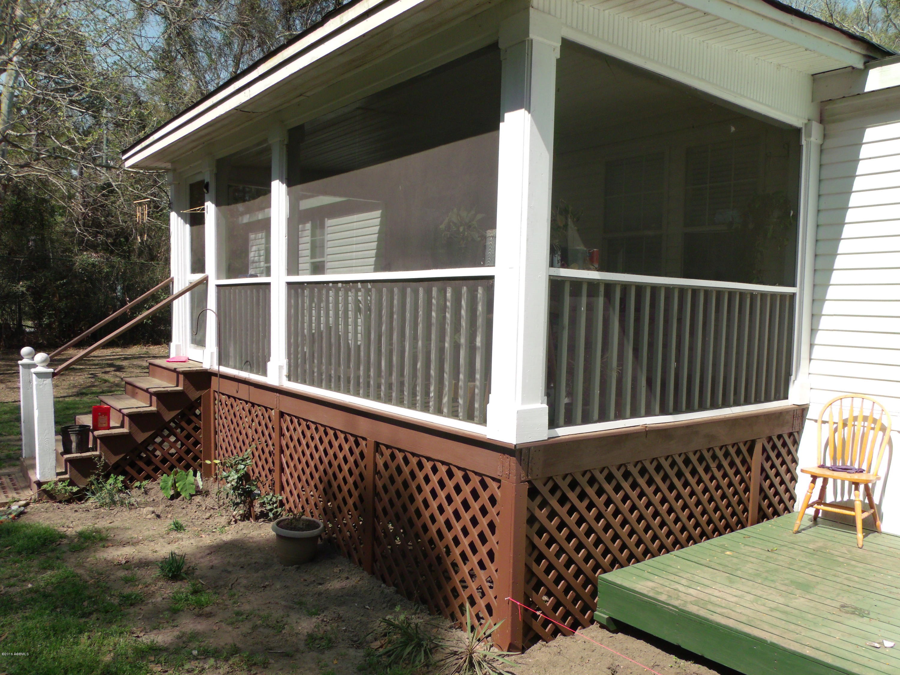 16 Coffin Point Road St. Helena Island, SC 29920 - Photo 3 of 20 273