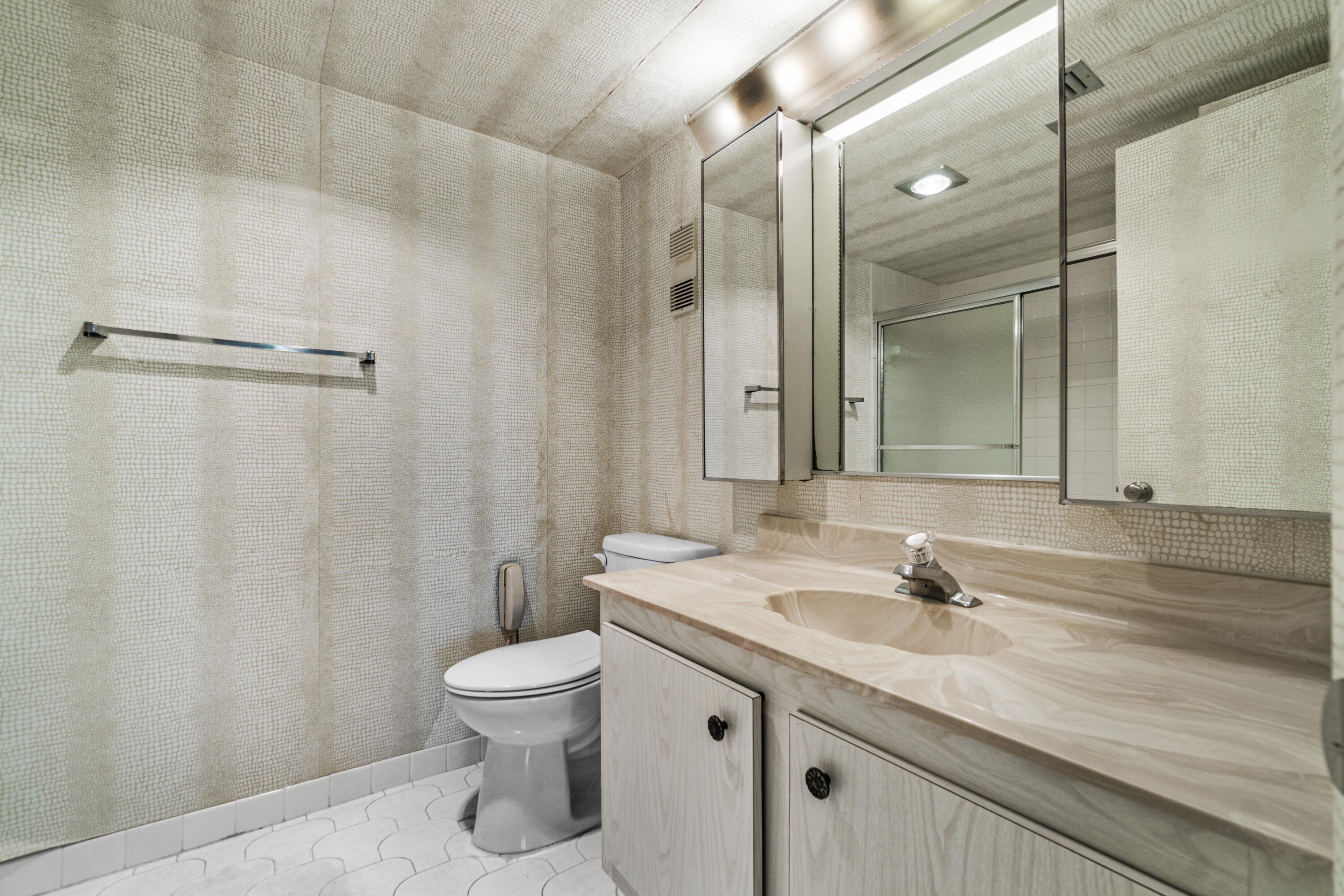 250 Northwest 67th Street, Unit 122 Boca Raton, FL 33487 - Photo 13 of 23 014-250Northwest67thStreet-BocaRaton-FL-