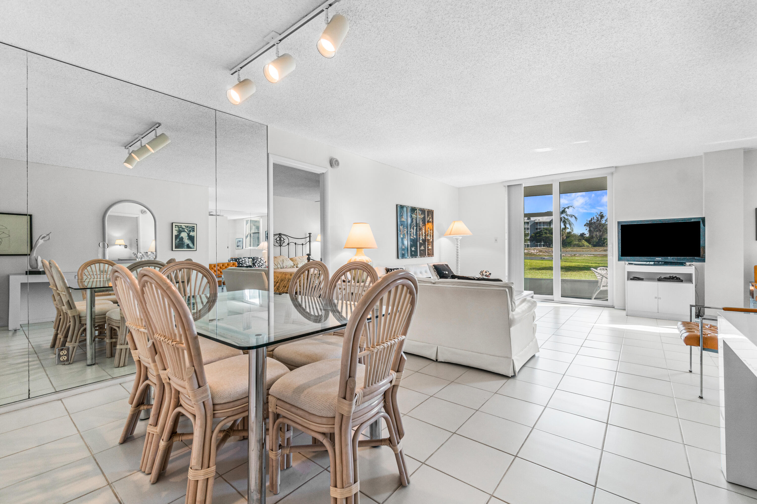 250 Northwest 67th Street, Unit 122 Boca Raton, FL 33487 - Photo 4 of 23 003-250Northwest67thStreet-BocaRaton-FL-
