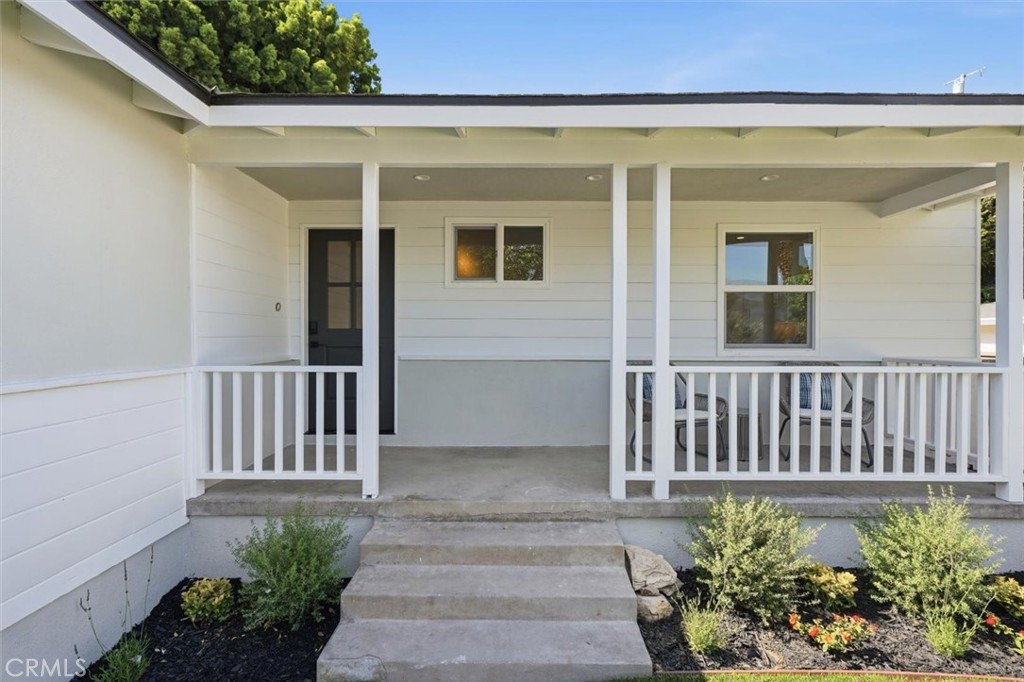 4611 Vanderhill Road Torrance, CA 90505 - Photo 2 of 42