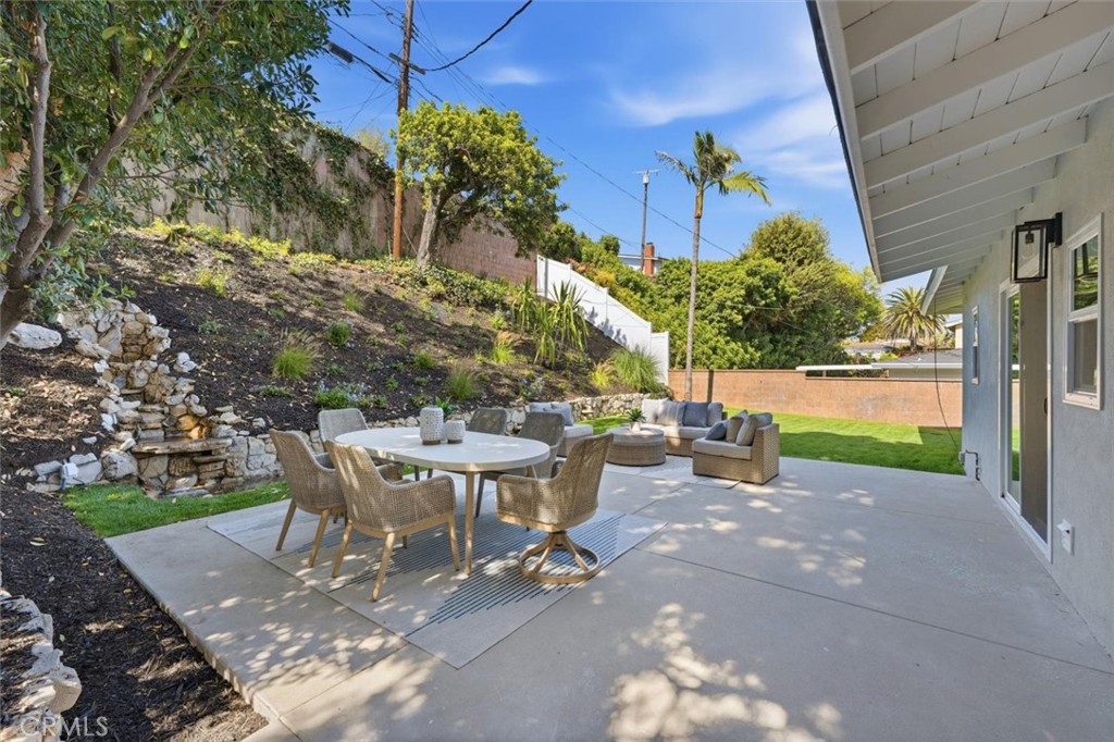 4611 Vanderhill Road Torrance, CA 90505 - Photo 34 of 42