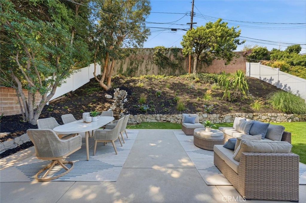 4611 Vanderhill Road Torrance, CA 90505 - Photo 35 of 42