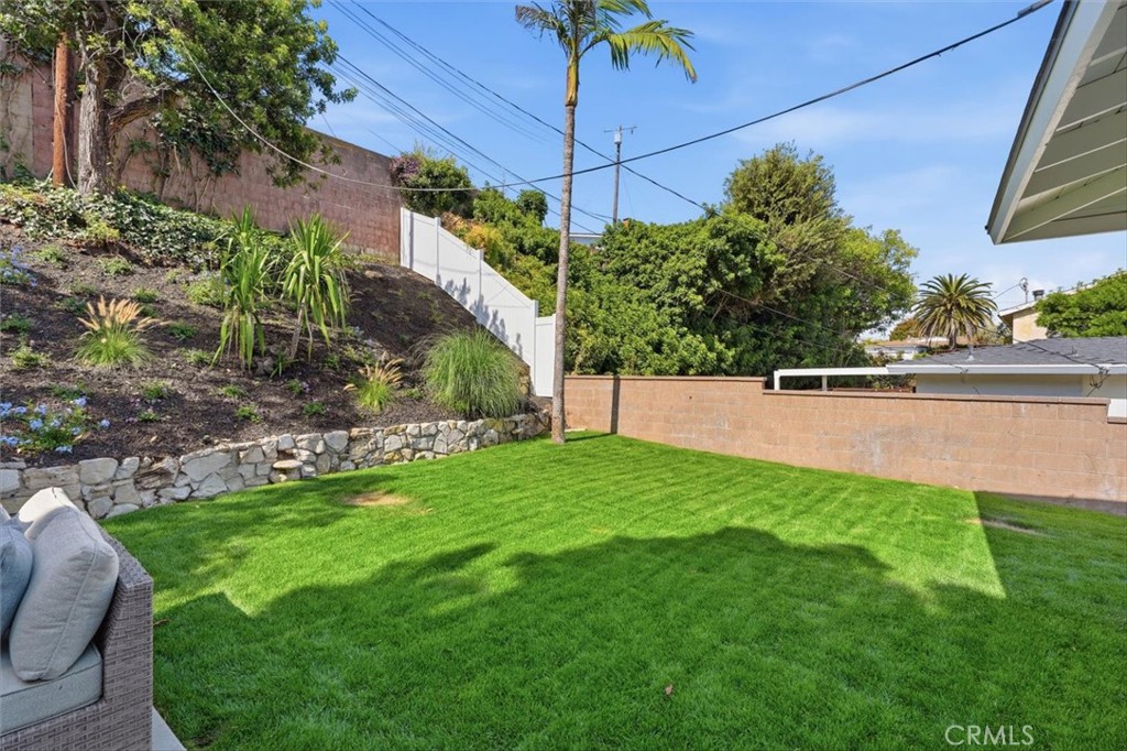 4611 Vanderhill Road Torrance, CA 90505 - Photo 36 of 42