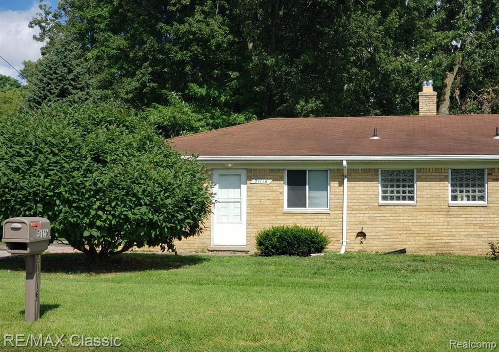 51116 Fairchild Road New Baltimore, MI 48051 - Photo 1 of 26