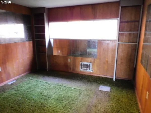 $194,900 | 26562 Highway 36, Cheshire, OR 97419